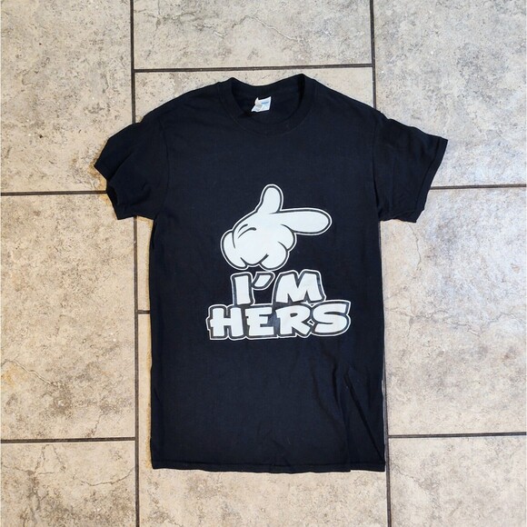 I'm Hers Men's Small T Shirt White Glove White Lettering Black Fast Shipping - Picture 14 of 14